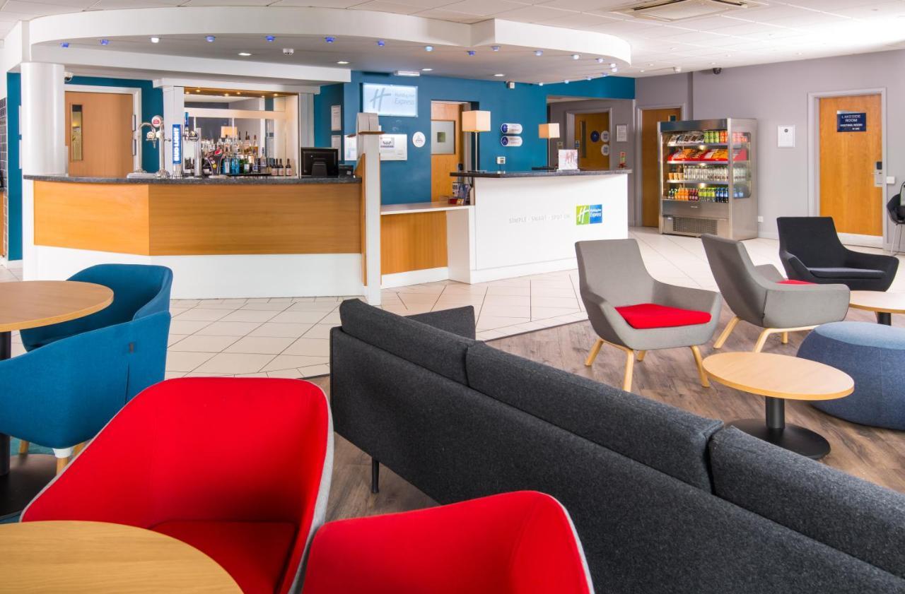 Отель Express East By Ihg