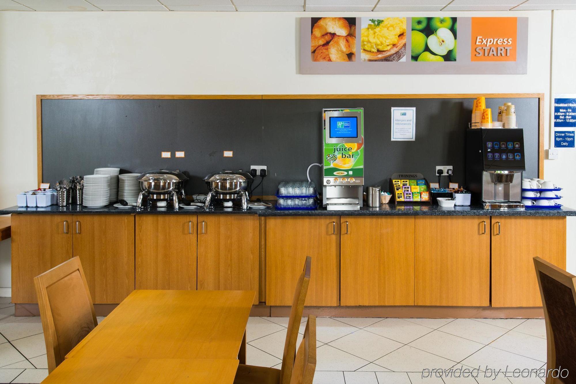 Express East By Ihg Отель 3*