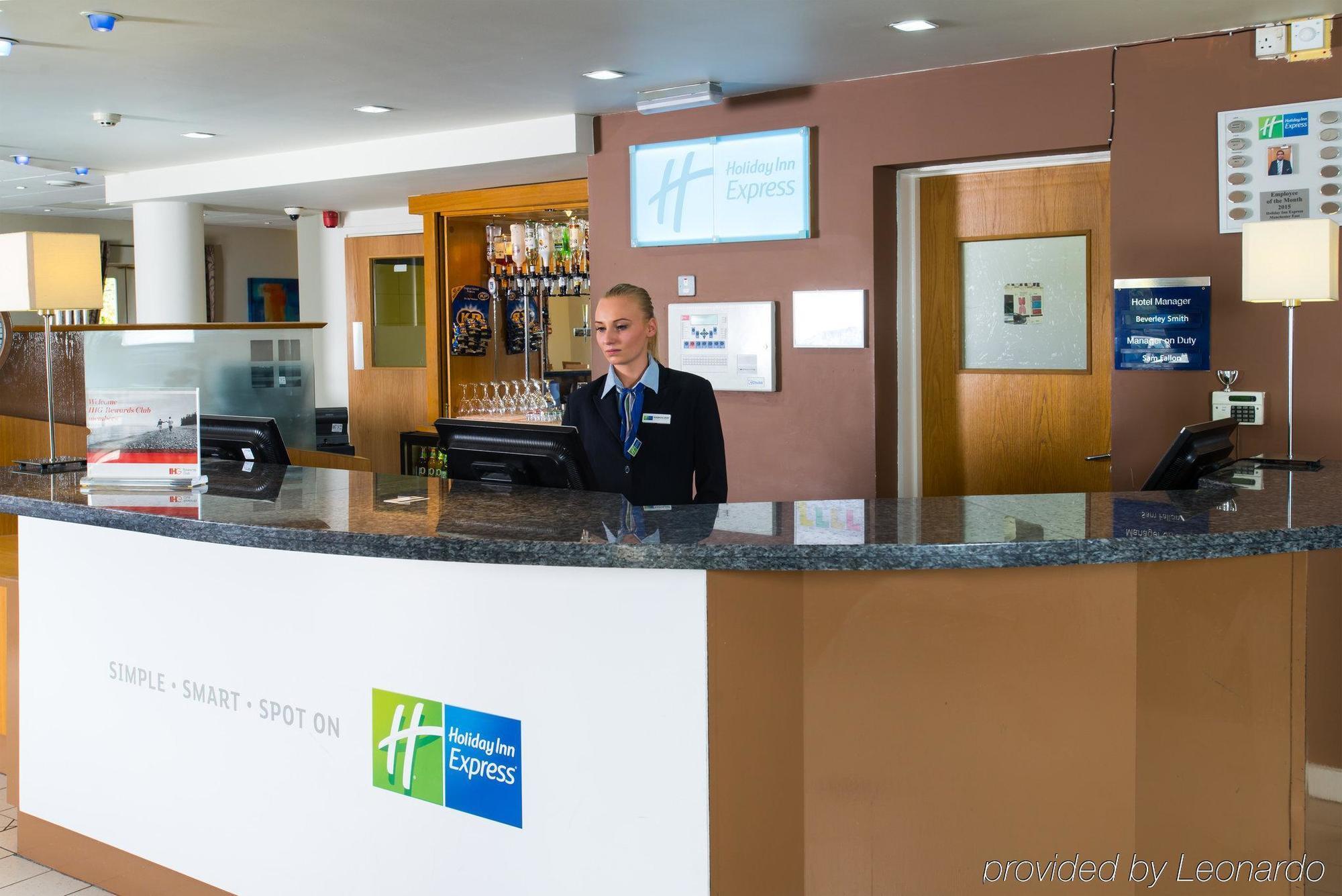 Express East By Ihg Отель