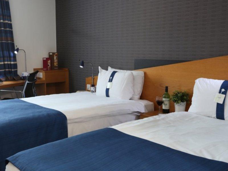 Express East By Ihg Манчестер